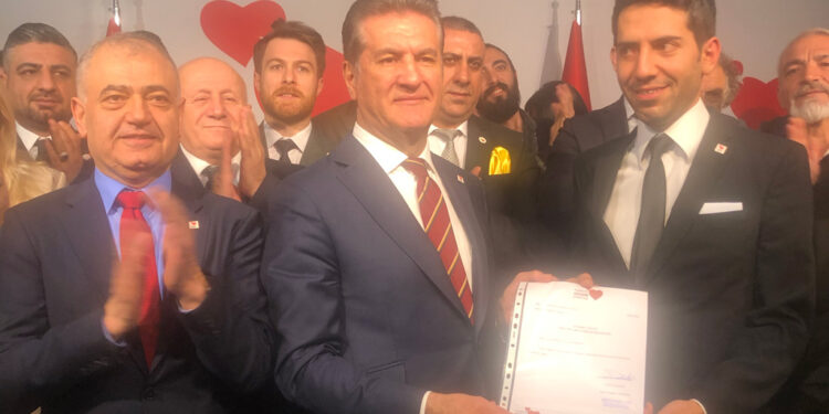 TDP İstanbul İl Başkanı Aziz Bingöl Mazbatasını Aldı