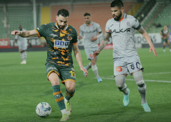 Alanyaspor tek golle Başakşehir’i devirdi
