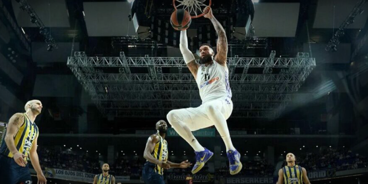 Fenerbahçe Beko, deplasmanda Real Madrid’e yenildi