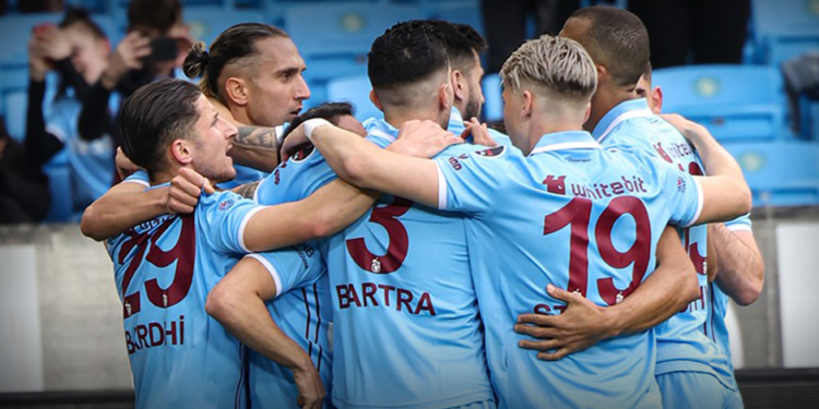 Trabzonspor 3 puanı 4 golle aldı