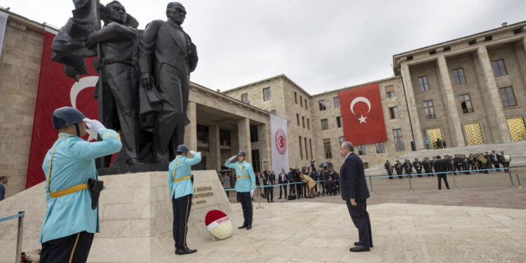 Gazi Meclis 103 yaşında