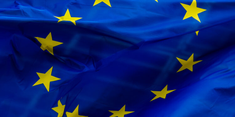 AB, Suriye’ye yaptırımlarını genişletiyor