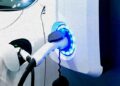 Her iki araçtan biri elektrikli olacak