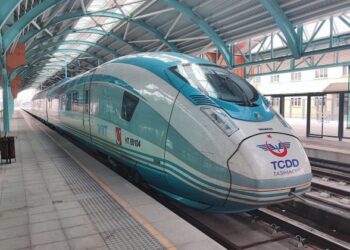 Sivaslıların yüksek hızlı tren heyecanı