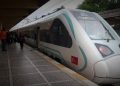 Milli elektrikli tren yolculu seferlerine başladı