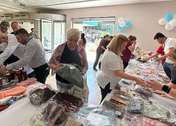 DEÜ’nün ‘Gönül Köprüsü’ Depremzede Bayanlara Gelir Olacak