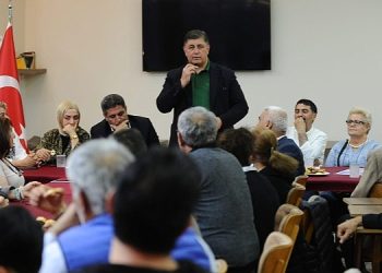 Tugay, “Tüm gün sandık başında olacak, akşam da sandık peşinde koşacağız”