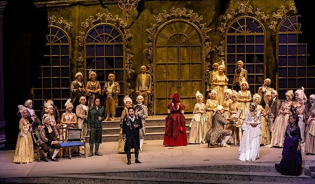 14. Milletlerarası İstanbul Opera Şenliği’nde “Andrea Chenier” Operası Sahnelendi