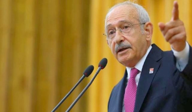CHP’de taşlar yerinden oynuyor: MYK üyeleri istifa etti