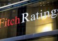 Fitch: Yönetime olan güven azalıyor