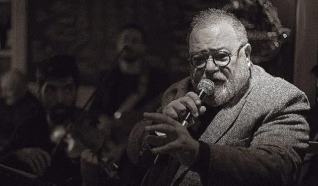 Adil Akbaşoğlu: Özgürlük İçin Müzikler Yazan Bir Sanatçı