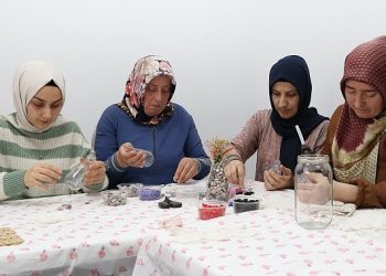 Anne Kent Projesi’nde ‘Değiştir Dönüştür’ atölye çalışması başladı