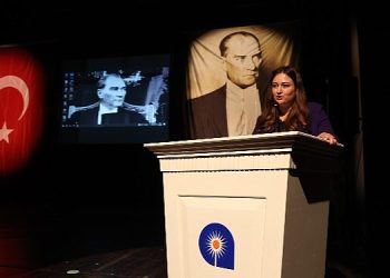 Antalya Büyükşehir kreşlerinde mezuniyet heyecanı