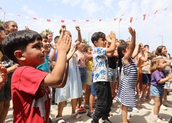 Antalya Büyükşehir’den yaz çocuk şenlikleri