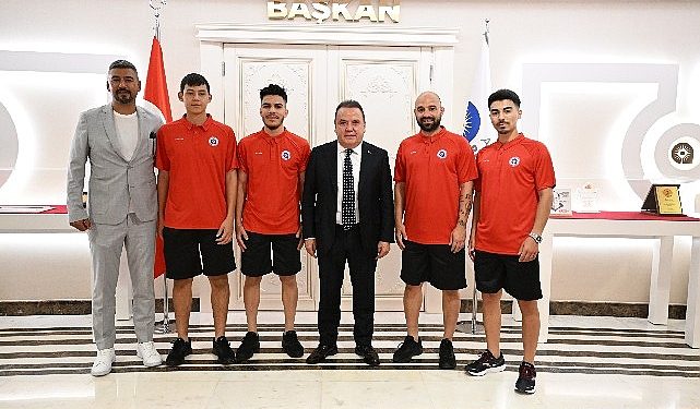 Ayak Tenis grubu Türkiye Şampiyonasına gidiyor