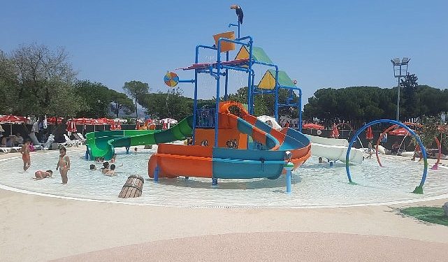 Aydın Büyükşehir Belediyesi Aquaparkına ağır ilgi