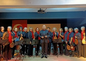 Bayraklı’nın ‘Mandolin Orkestrası’ yaza merhaba diyecek