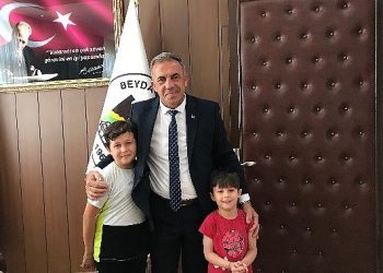 Beydağ Belediye Lideri Feridun Yılmazlar, Kurban Bayramı münasebetiyle bir bildiri yayınladı