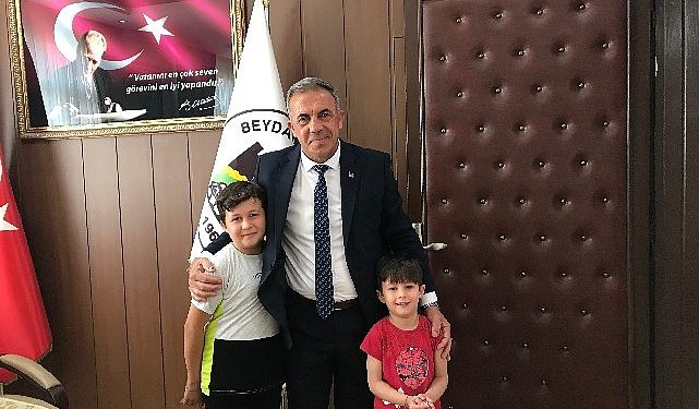 Beydağ Belediye Lideri Feridun Yılmazlar, Kurban Bayramı münasebetiyle bir bildiri yayınladı