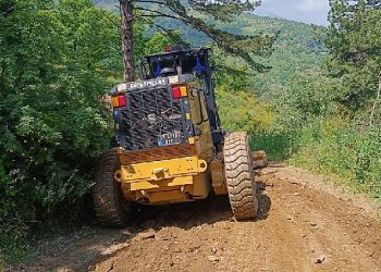 Beydağ Belediyesi Üretim Yollarını Düzenliyor…