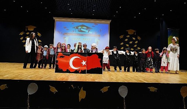 Beylikdüzü’nde miniklerin karne heyecanı