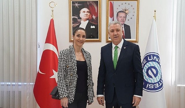 Bu proje ile geri dönüşümlü giysilerin özellikleri üretim öncesinde tahminlenecek