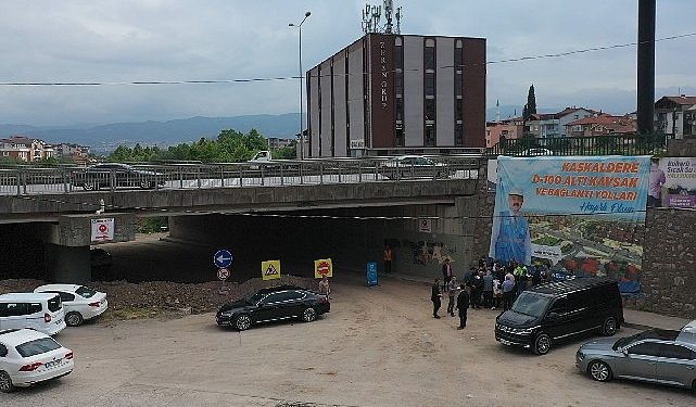 Büyükakın: Derince-Körfez ortasında trafiğe neşter vuruyoruz
