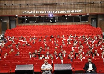 Büyükşehir’den şef ve amirlere hizmet içi eğitim