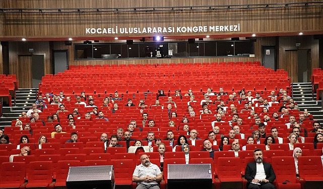 Büyükşehir’den şef ve amirlere hizmet içi eğitim