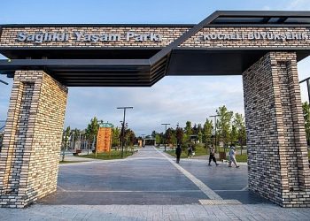 Derince Sağlıklı Hayat Parkını inceleyen Lider Büyükakın, sağlıklı yaşama adım atmak için herkesi bu hoş parka davet etti