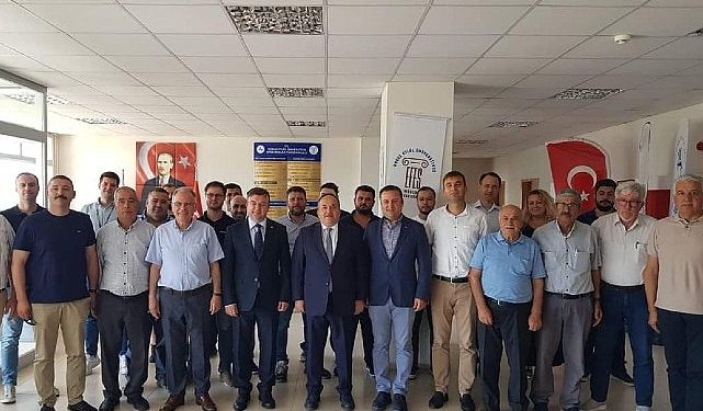 Deü’nün Besin laboratuvarı bölüme ışık tutuyor