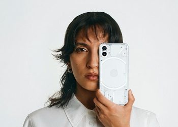 Dikkat cazip dizaynıyla fark yaratan Nothing Phone (1) Türkiye’ye Geliyor