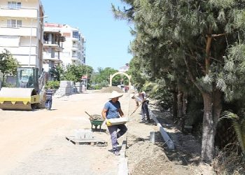 Edremit Belediyesi İdeal Yolu Caddesi’ni Yeniliyor