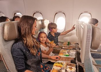 Emirates, plastik kullanımını azaltmak için yeni kapalı döngü geri dönüşüm teşebbüsünü açıkladı