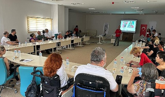 Engelsizmir “afet” eğitiminde