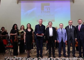ETİSAN HOLDİNG “Klasik Müzik 101” Projesini Hayata Geçirdi