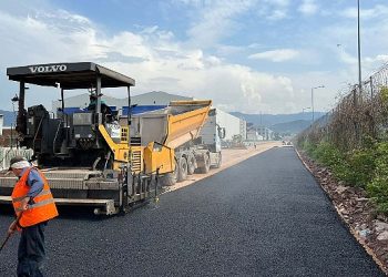 Ford Otosan fabrikası ile hür bölge ortasında yeni yan yol yapıldı