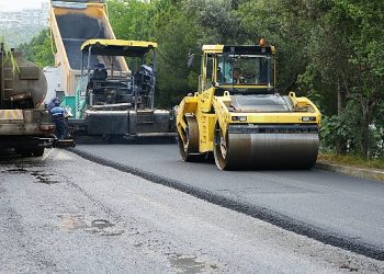 Gemlik Belediyesin’nden Küçük endüstriye yol dayanağı