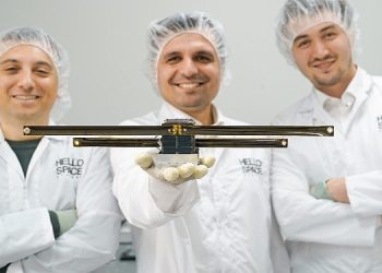 Hello Space’in birinci test cep uydusu ‘İstanbul’ SpaceX Transporter-8 ile uzaya fırlatıldı