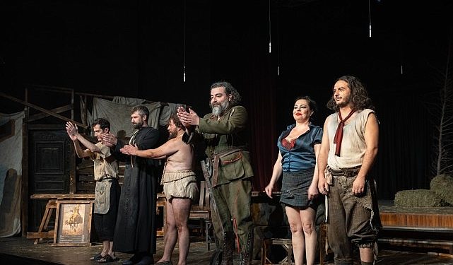 İzmir Kent Tiyatroları Kıbrıs Tiyatro Şenliği’nde sahne aldı