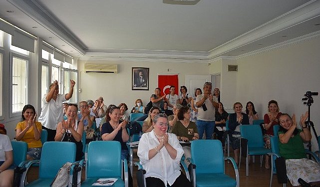 İzmir’in teşebbüsçü bayanları sertifikalarını aldı