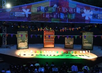 Kadıköy’de Çocuk Tiyatro Şenliği devam ediyor