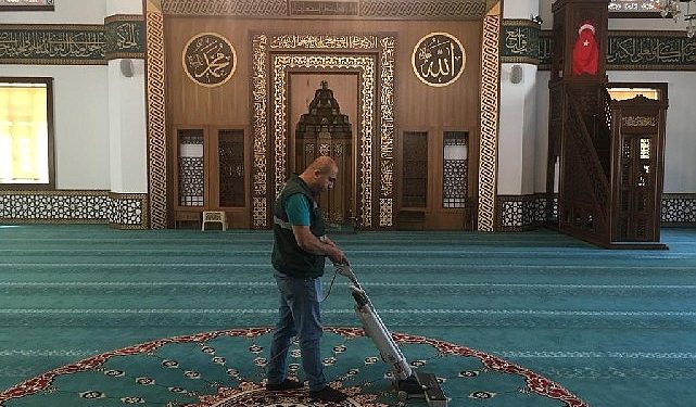 Keçiören’deki mescitlerde bayram paklığı