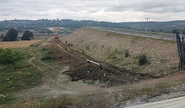 Kocaeli Büyükşehir Belediyesi İSU Genel Müdürlüğü, vilayet genelinde birçok altyapı çalışması sürdürüyor