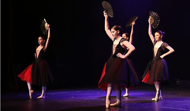 Kocaeli Büyükşehir Konservatuvarı, Bale resitali ile göz doldurdu