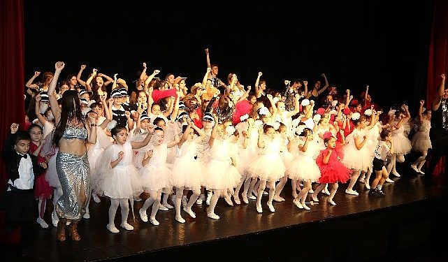 Küçük yetenekler ayakta alkışlandı