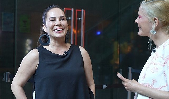 ‘Kuliste Röveşata’ yeni kısmında Demet Sağıroğlu’nun kulisinde!