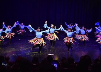 Kursiyerlerin yıl sonu gösterisine ağır ilgi