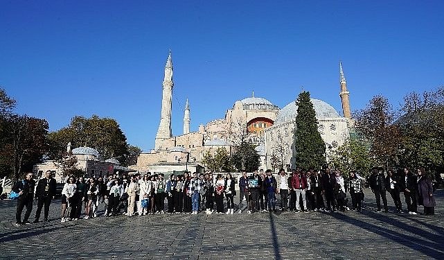 Lider Altay: “Gençlerimiz İki Başşehir Ortasında Gönül Köprüsü Kurdu”