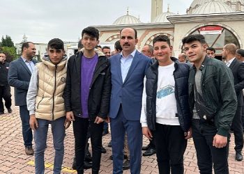 Lider Altay Konsan Sanayi Camii’nde Vatandaşlarla Buluştu